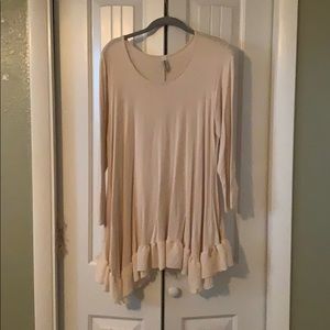 Rogue brand flowy top